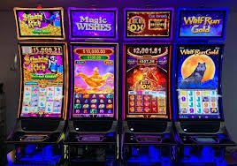 Antarmuka permainan Microgaming di platform sakura88 dengan berbagai kategori slot dan live casino